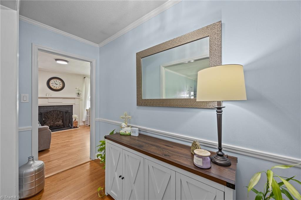3216 Pine Needles Road High Point, NC 27265 - Photo 6 of 29