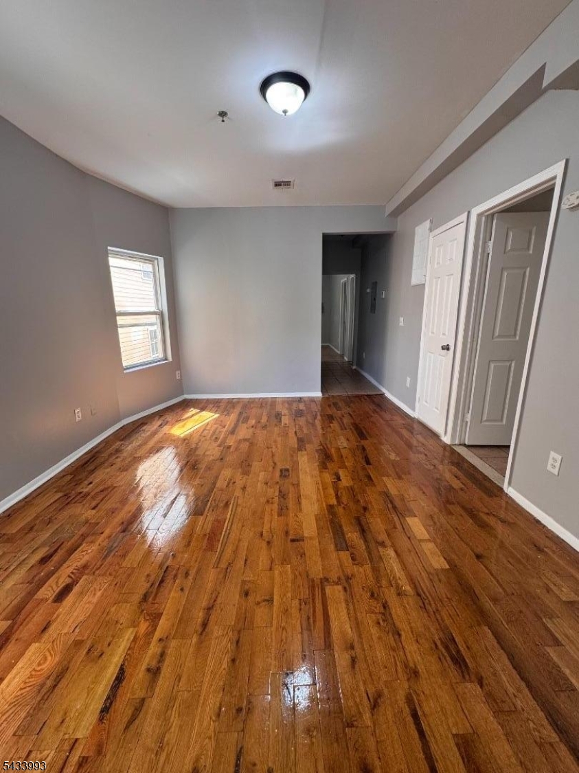 117 South 12th Street, Unit 1 Newark, NJ 07107 - Photo 4 of 15