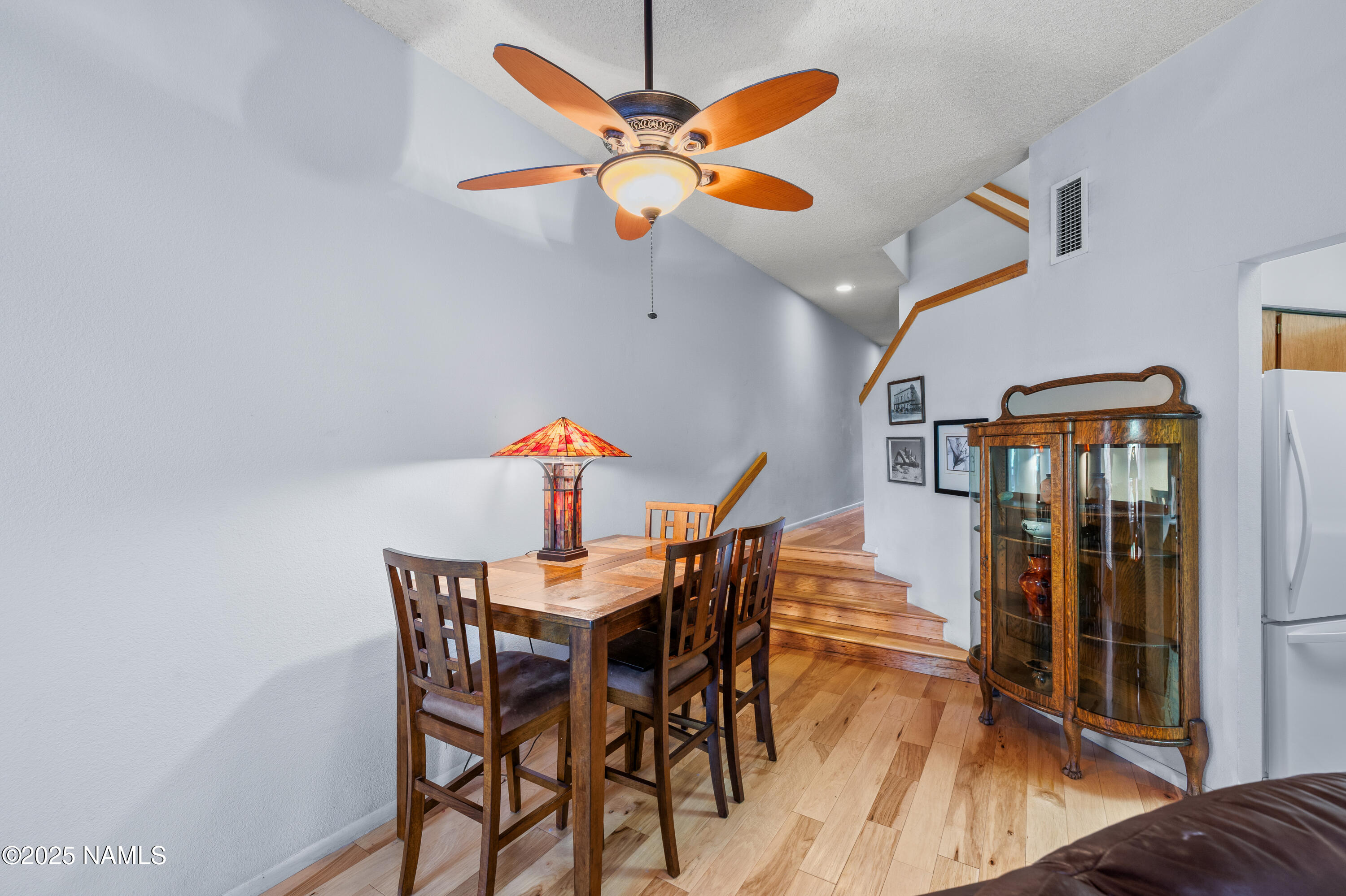 4024 Goodwin Circle Flagstaff, AZ 86004 - Photo 18 of 59 Dining room