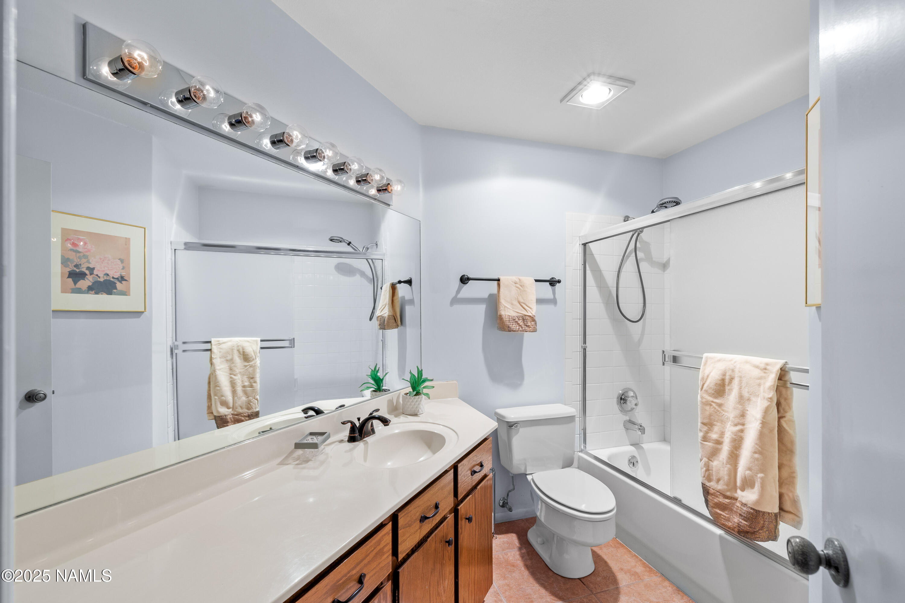 4024 Goodwin Circle Flagstaff, AZ 86004 - Photo 34 of 59 Bedroom 3 ensuite bathroom