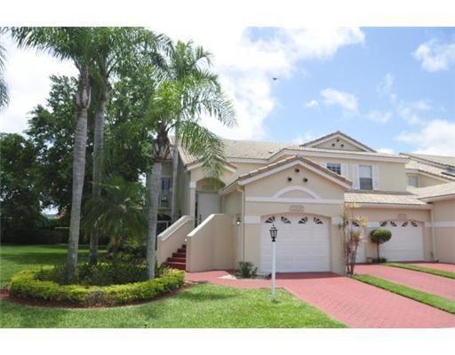 17263 Boca Club Boulevard, Unit 8 Boca Raton, FL 33487 - Photo 1 of 24 front