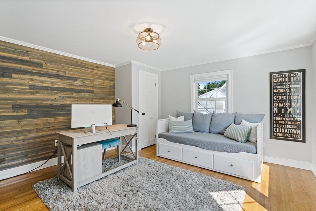 71 Slayton Road Melrose, MA 02176 - Photo 16 of 38 Gallery Image 16