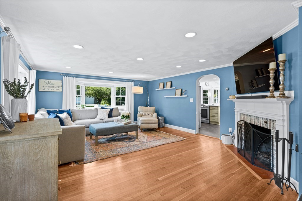 71 Slayton Road Melrose, MA 02176 - Photo 2 of 38 Gallery Image 2