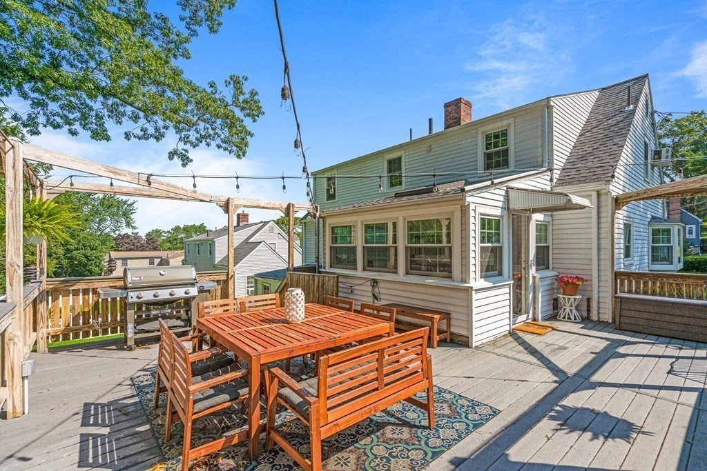 71 Slayton Road Melrose, MA 02176 - Photo 27 of 38 Gallery Image 27