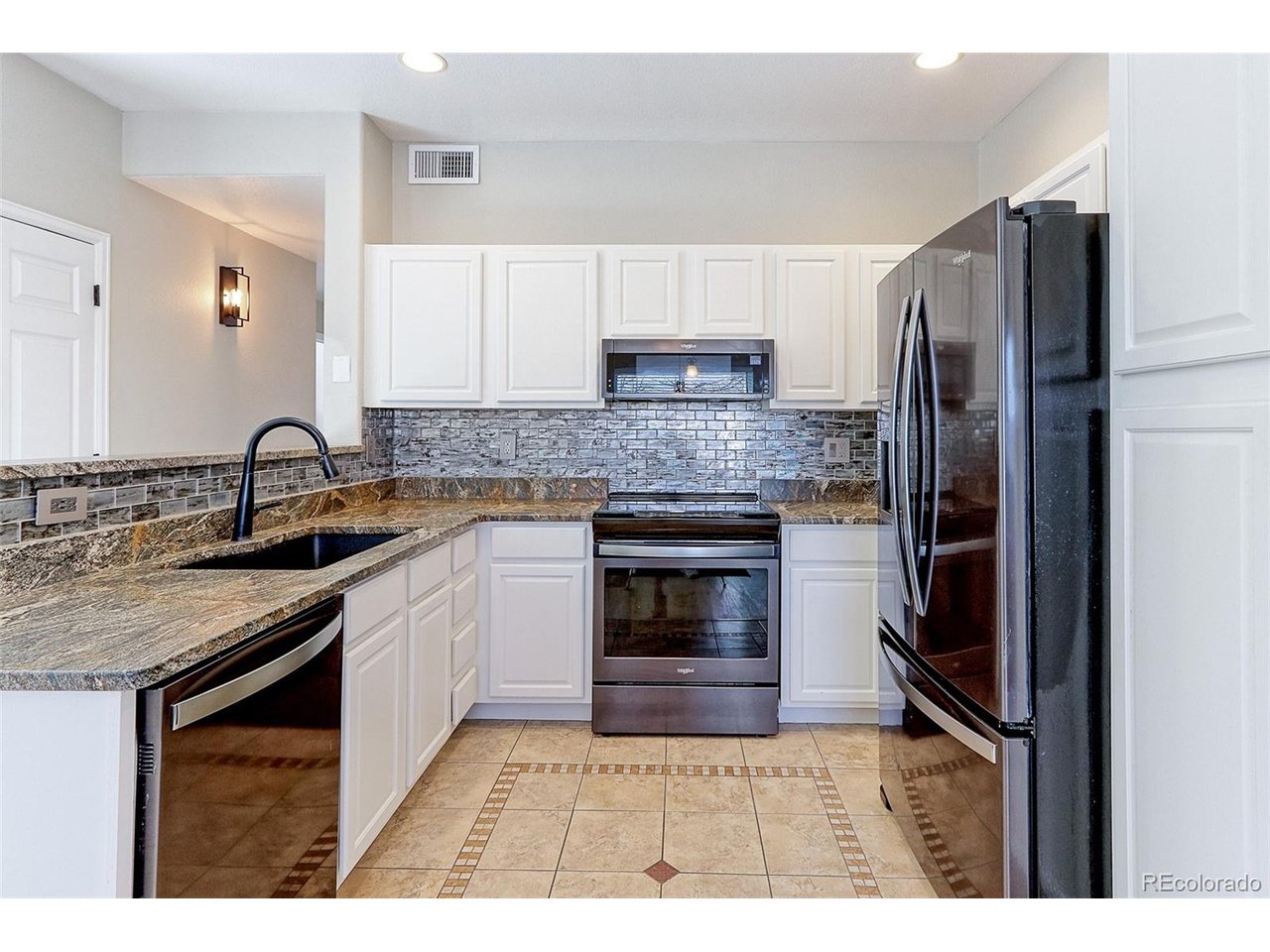 4875 South Balsam Way, Unit 103 Littleton, CO 80123 - Photo 6 of 23