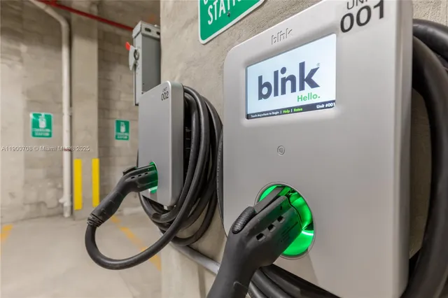 $3,150 | 1005 Spring Garden Road, Unit 220, Miami, FL 33136