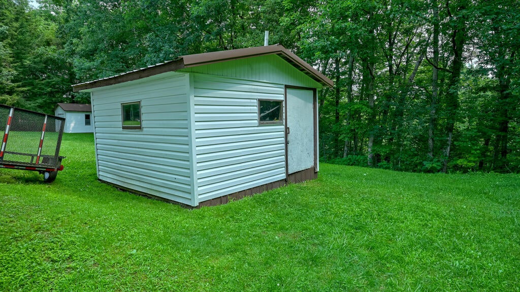 133 Powder House Road Craigsville, WV 26205 - Photo 15 of 40 Gallery Image 15