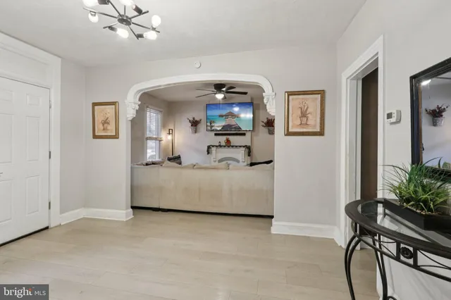 $249,999 | 418 Walnut Street, Pottstown, PA 19464