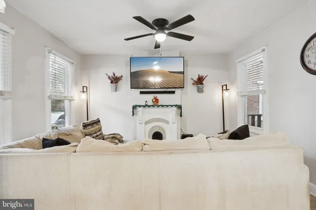 $249,999 | 418 Walnut Street, Pottstown, PA 19464