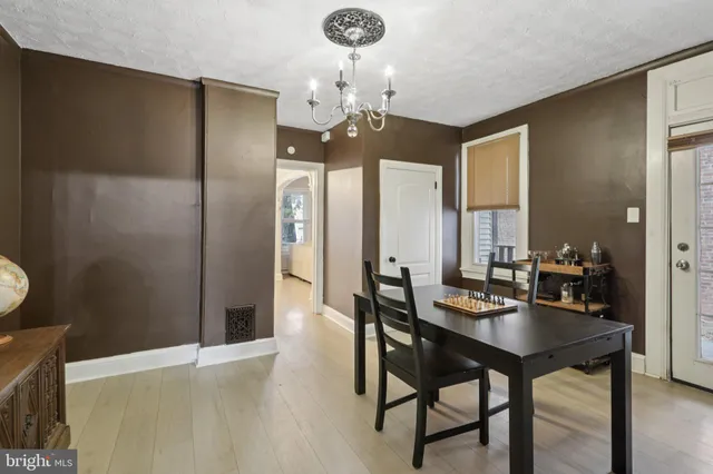 $249,999 | 418 Walnut Street, Pottstown, PA 19464