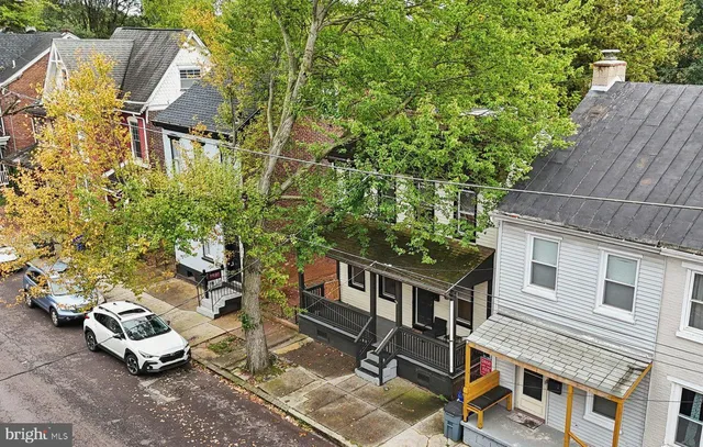 $249,999 | 418 Walnut Street, Pottstown, PA 19464