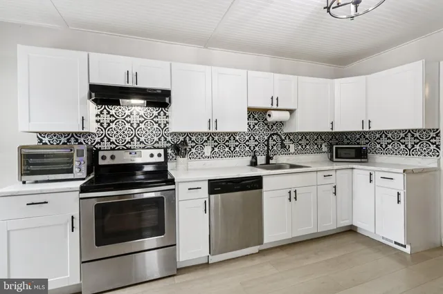 $249,999 | 418 Walnut Street, Pottstown, PA 19464