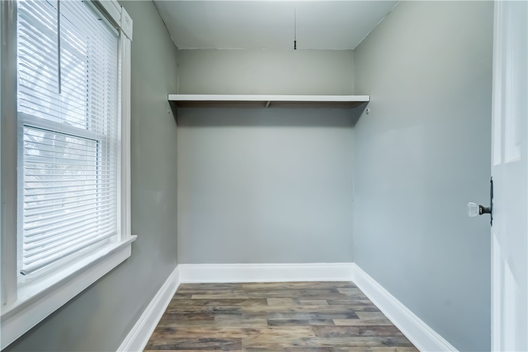 311 Linden Street, Unit UP Rochester, NY 14620 - Photo 13 of 17