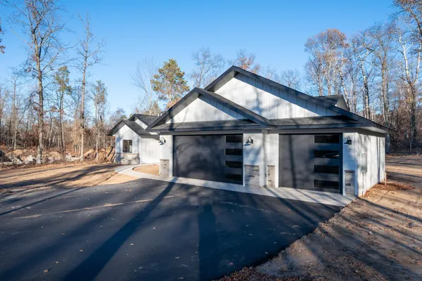 $559,900 | 29838 Ranchette Drive, Breezy Point, MN 56472