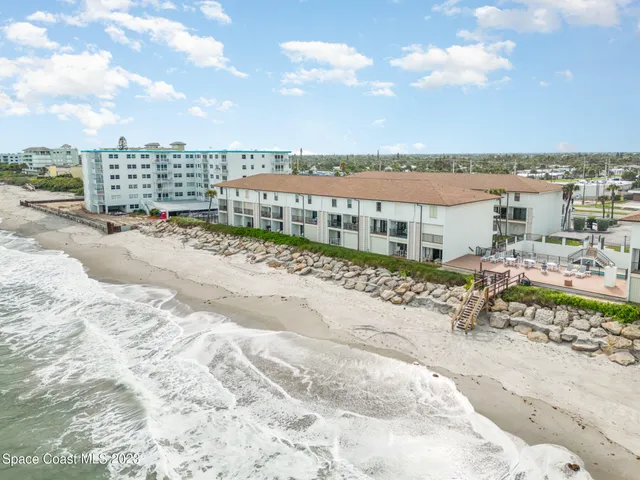 $2,700 | 199 Florida A1A, Unit B201, Satellite Beach, FL 32937