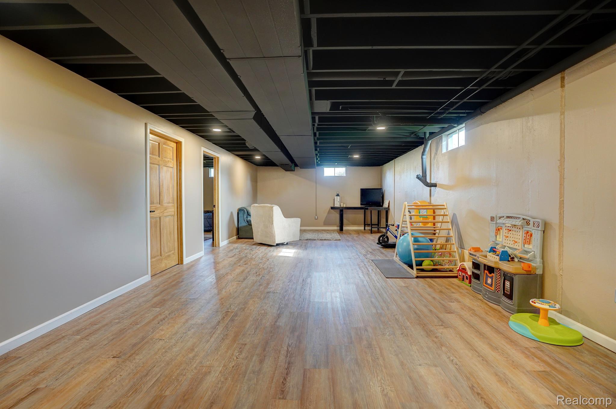 7316 East Potter Road Davison, MI 48423 - Photo 30 of 64 Gallery Image 30