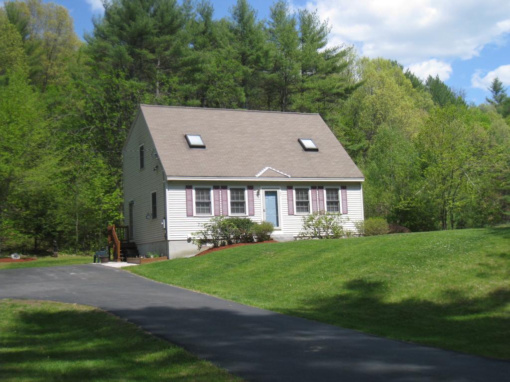 82 Blackwater Road Concord, NH 03303 - Photo 1 of 24