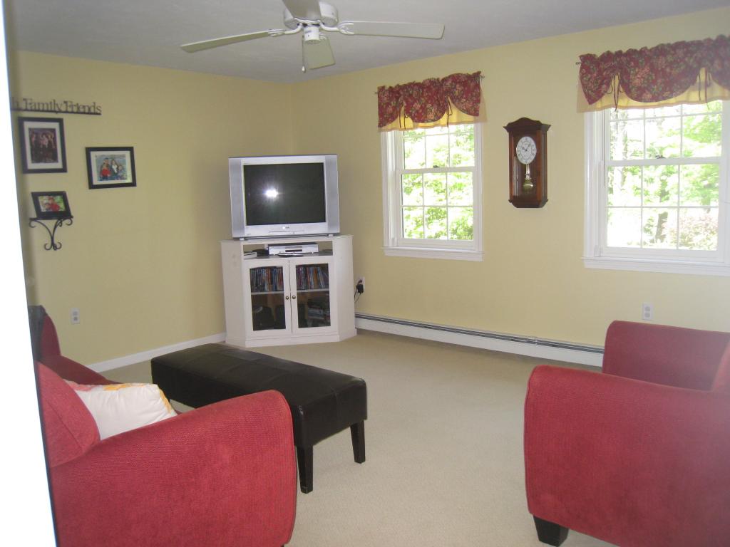 82 Blackwater Road Concord, NH 03303 - Photo 11 of 24