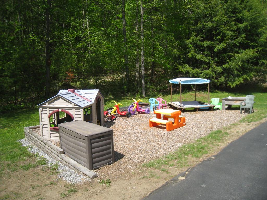 82 Blackwater Road Concord, NH 03303 - Photo 23 of 24