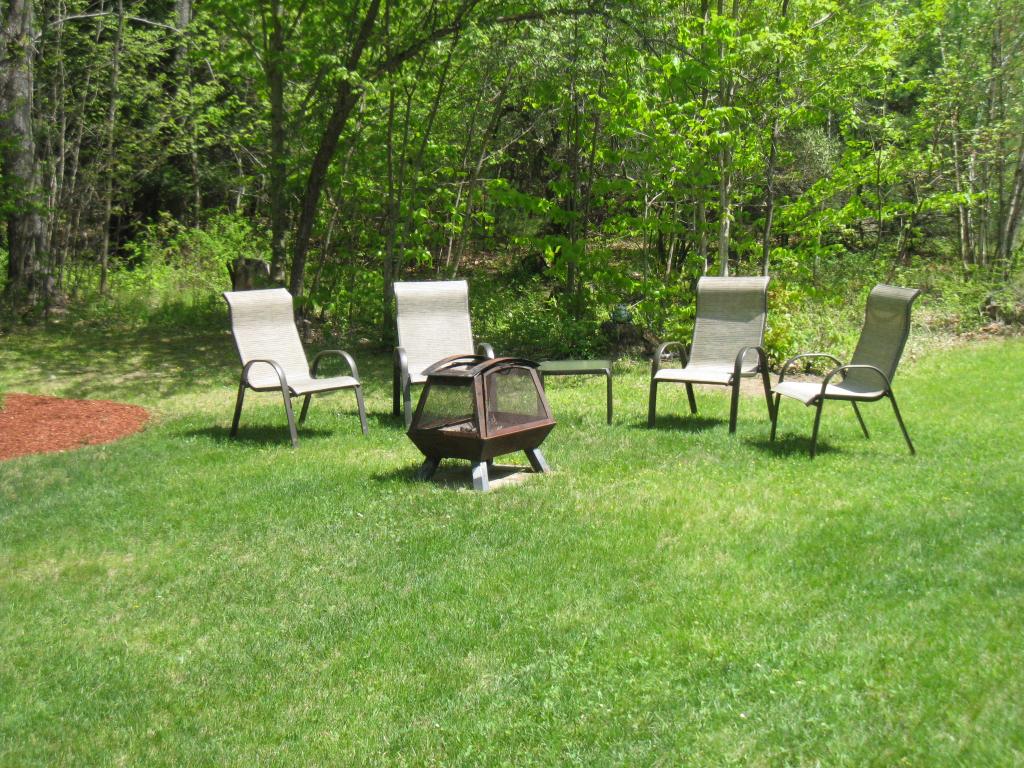 82 Blackwater Road Concord, NH 03303 - Photo 4 of 24