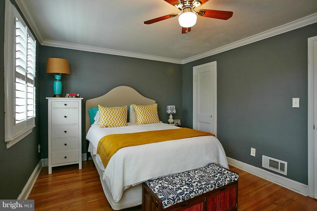 1110 Portner Road Alexandria, VA 22314 - Photo 14 of 30 Bedroom (Master)
