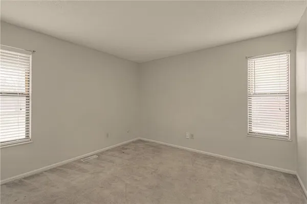 $189,000 | 13917 Falkirk Circle, Grandview, MO 64030