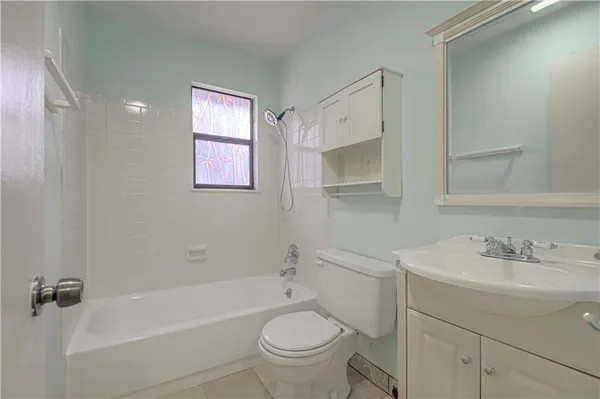 $189,000 | 13917 Falkirk Circle, Grandview, MO 64030