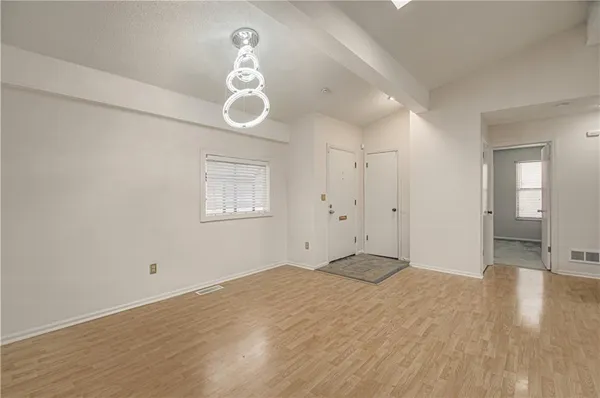 $189,000 | 13917 Falkirk Circle, Grandview, MO 64030