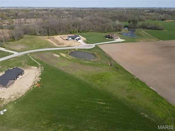 $90,000 | 12666 Harvest View Lane, Highland, IL 62249