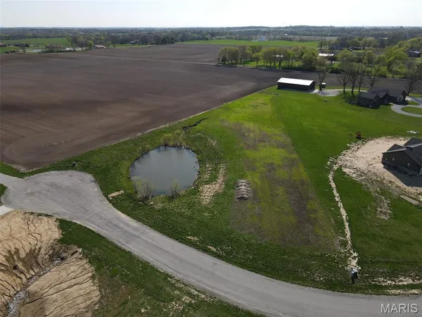 $90,000 | 12666 Harvest View Lane, Highland, IL 62249