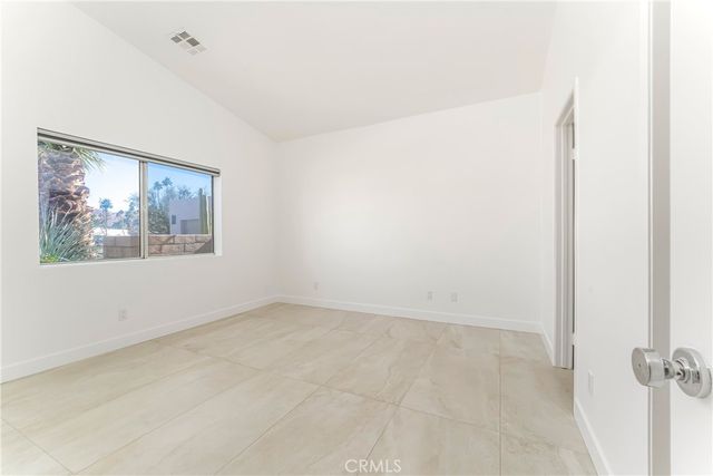 $2,850 | 1961 South Camino Real, Unit 2, Palm Springs, CA 92264