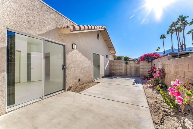$2,850 | 1961 South Camino Real, Unit 2, Palm Springs, CA 92264