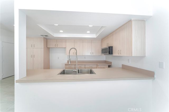 $2,850 | 1961 South Camino Real, Unit 2, Palm Springs, CA 92264