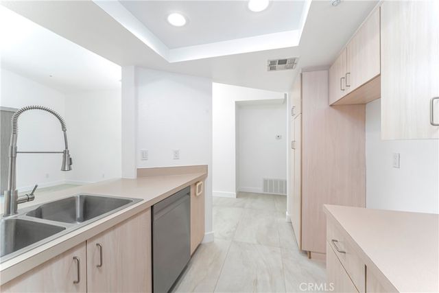 $2,850 | 1961 South Camino Real, Unit 2, Palm Springs, CA 92264