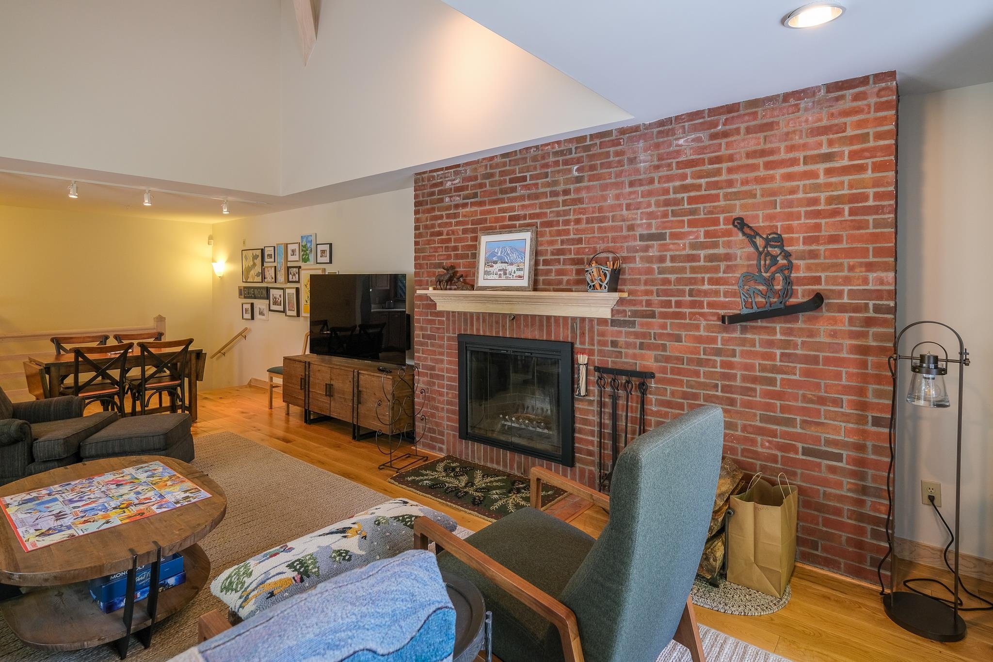 145 Ledgewood Road, Unit D2 AND GARAGE D4 Ludlow, VT 05149 - Photo 31 of 40 Gallery Image 31