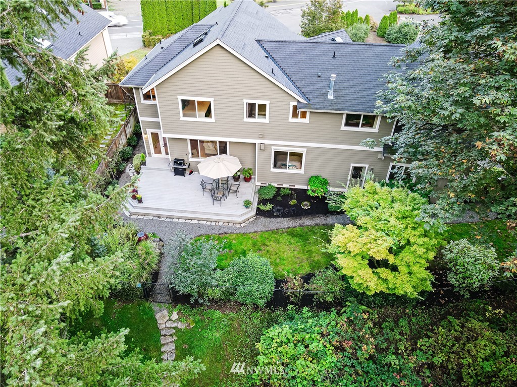22000 Vine Road Brier, WA 98036 - Photo 30 of 35 Gallery Image 30