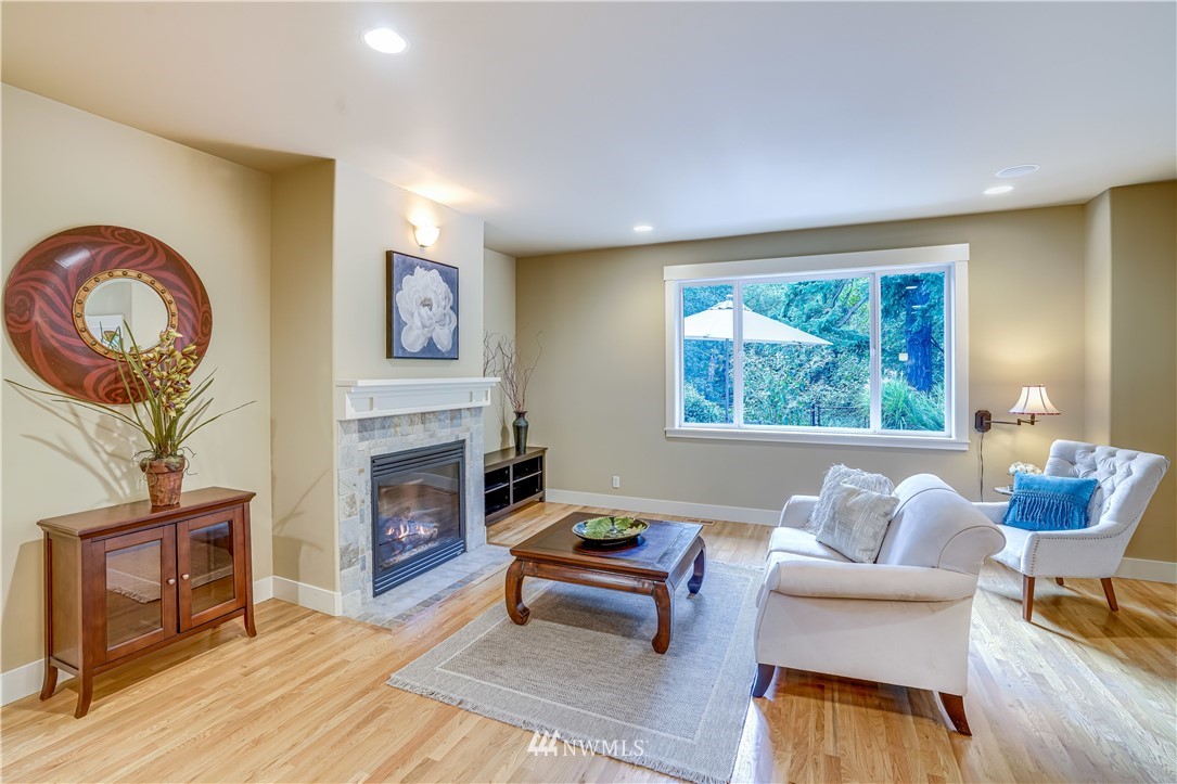 22000 Vine Road Brier, WA 98036 - Photo 9 of 35 Gallery Image 9