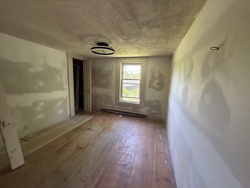 101 Howe Street East Brookfield, MA 01515 - Photo 17 of 19