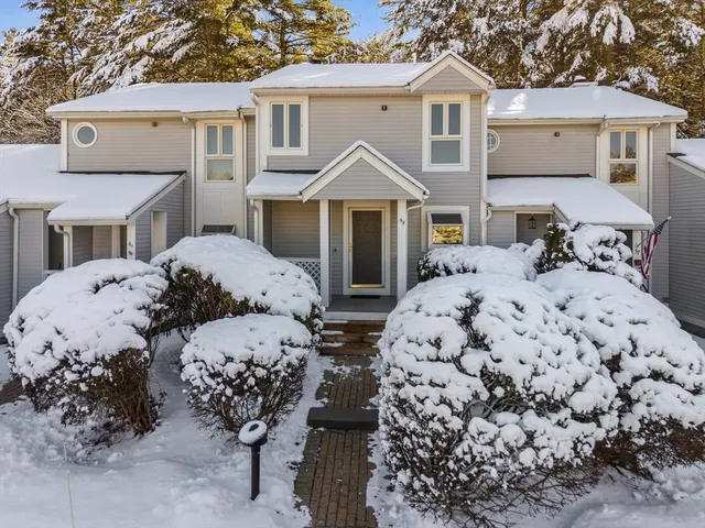 $369,000 | 925 Crane Avenue South, Unit G3, Taunton, MA 02780