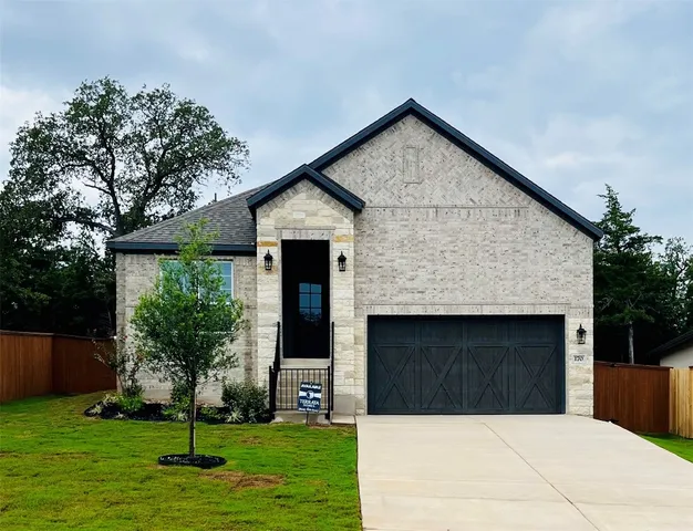 $414,900 | 170 Loysoya Street, Bastrop, TX 78602