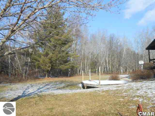 9457 East Deerfield Road Shepherd, MI 48883 - Photo 24 of 24 1773854-23.JPG