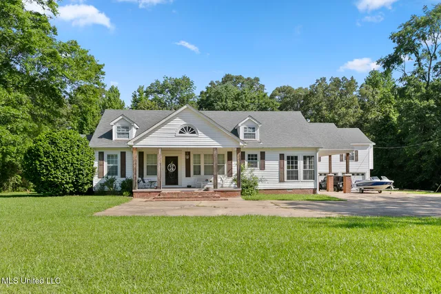 $282,500 | 4533 Highway 433, Bentonia, MS 39040