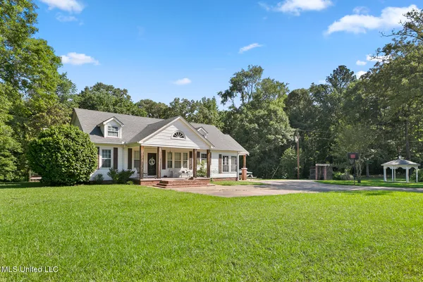 $282,500 | 4533 Highway 433, Bentonia, MS 39040