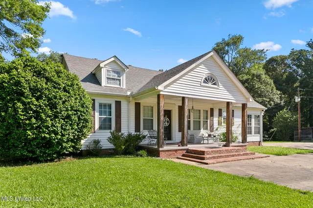 $282,500 | 4533 Highway 433, Bentonia, MS 39040