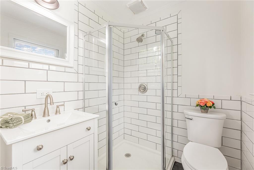 6101 Ballinger Road Greensboro, NC 27410 - Photo 14 of 22