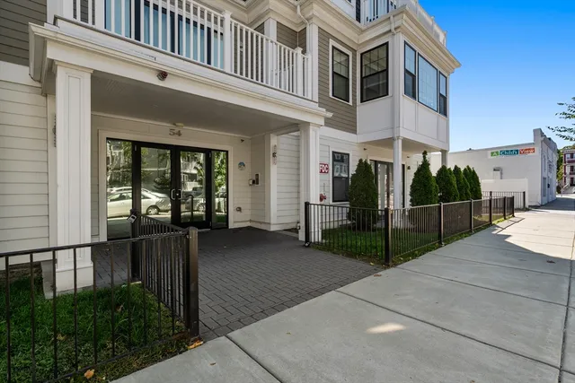 $3,750 | 54 Pleasant Street, Unit 4, Boston, MA 02125