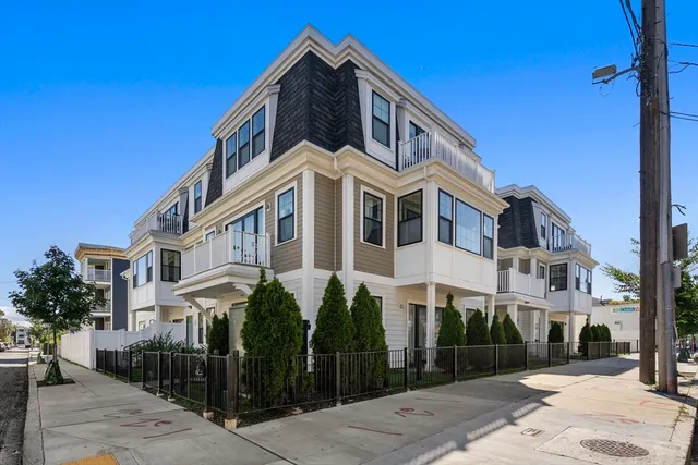 $3,750 | 54 Pleasant Street, Unit 4, Boston, MA 02125