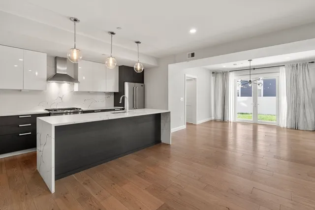 $3,750 | 54 Pleasant Street, Unit 4, Boston, MA 02125