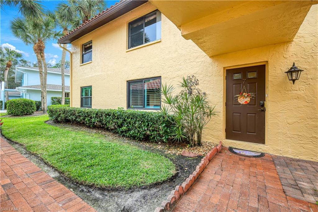 193 Albi Road, Unit 7 Naples, FL 34112 - Photo 23 of 25 Gallery Image 23