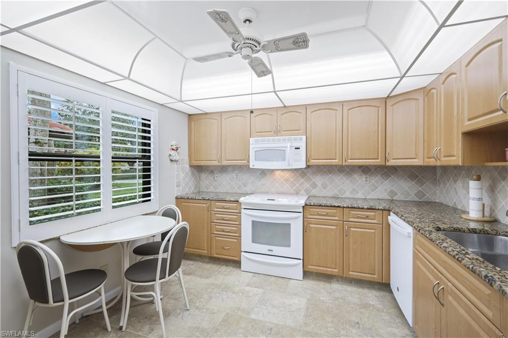 193 Albi Road, Unit 7 Naples, FL 34112 - Photo 8 of 25 Gallery Image 8